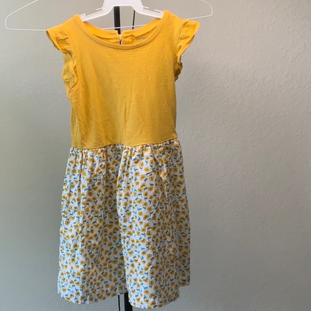 Carter’s Girls Dress Yellow / White Floral Size 6 /6X